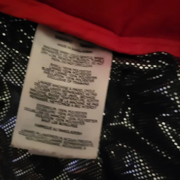 Red winter jacket - Picture 5 of 5